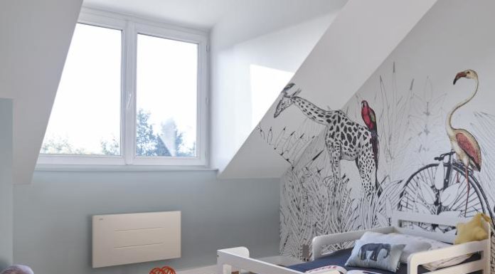 Un radiateur à inertie sèche à double corps de chauffe