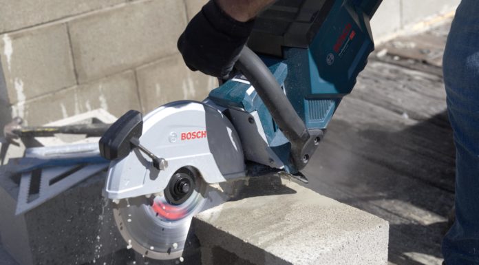 Une découpeuse sans fil aussi puissante qu’une machine filaire