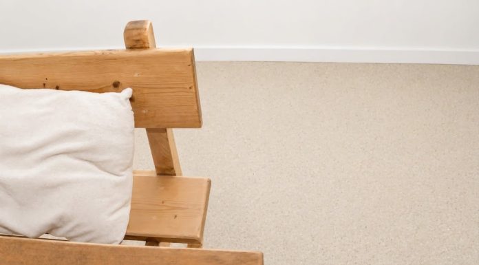 Revêtement minéral pour l’intérieur aux granulats de marbre