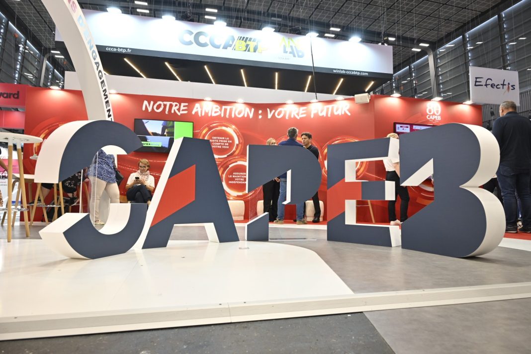Logo Capeb sur stand Nouveau logo de la Capeb présenté sur Batimat