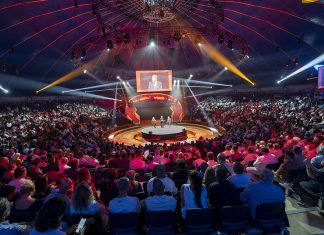 Nuit magique aux Folies Gruss pour les 80 ans de la Capeb